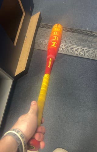 2025 Easton Hype Fire Composite USSSA Certified Bat (-8) 23 oz 31" (Used)