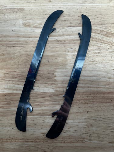 NHL Pro Stock Game Used Bauer FLY-TI 272mm Dallas Stars Skate Blades / Runners