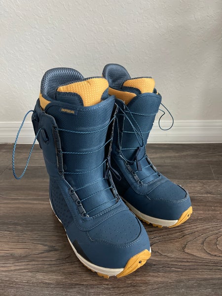 Men's Size M 9.5 (W 10.5) Burton Imprint 3 Snowboard Boots Medium Flex (Used)