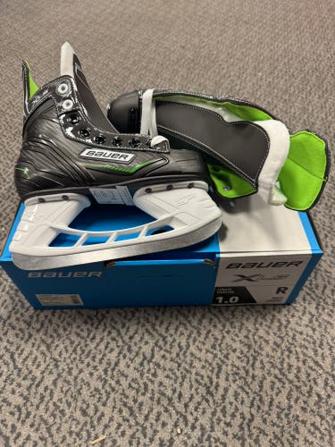 Bauer X-LS Hockey Skates Regular Width Size 1 (New)