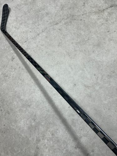 85 Flex P29 Senior Warrior Alpha LX2 Pro Right Hand Hockey Stick Pro Stock (New)