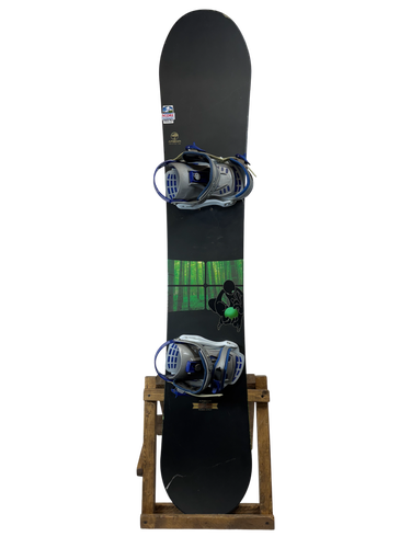 156cm Arbor Mystic 58 Snowboard w/ Drake F50 Lady Bindings