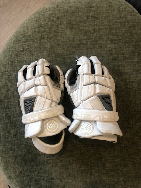 Maverik M5 player Gloves Medium (Used)