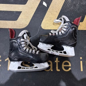 Youth Bauer Vapor 1X Hockey Skates 12 (Used)