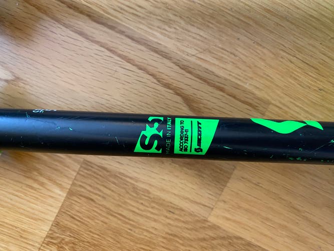 52in (130cm) Scott All Mountain Ski Poles (Used)