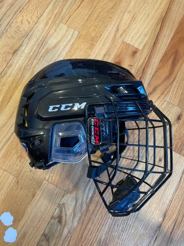 Medium CCM Tacks 310 Helmet (Used)