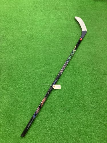 Custom Hockey Sticks Hyperion Right Handed P28 55 Flex (Used)