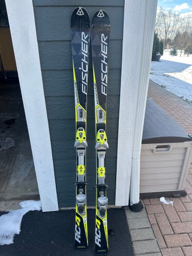 Men's Fischer RC4 WC SL 161 cm Racing Skis With Bindings Max Din 17 (Used)