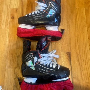 True HZRDUS 7x Hockey Skates Size 6 (Used)