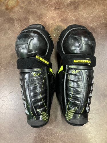 Junior CCM XF Shin Pads 12" (Used)