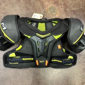 Large Junior CCM XF Shoulder Pads (Used)