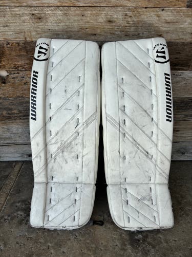 Intermediate Warrior Ritual G4 Goalie Leg Pads | 30" + 1"