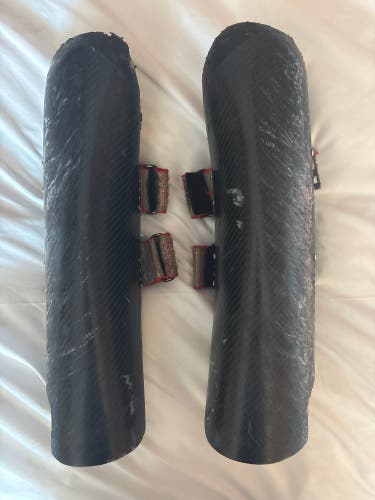 Carbon Shin Guards Large Leki Shin Guard (Used)