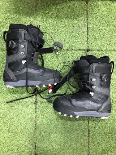 Men's Size M 10.0 (W 11.0) Vans Infuse Snowboard Boots (Used)