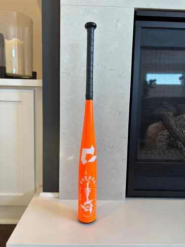 2025 DeMarini Voodoo One Alloy USSSA Certified Bat (-10) 18 oz 28" (New)