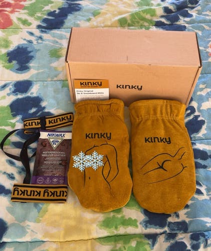 Medium Adult Unisex Gloves (New)