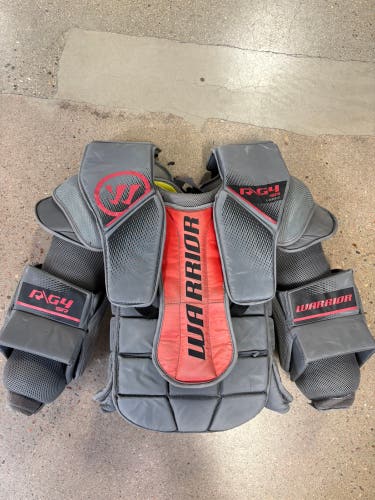 Senior Large Warrior Ritual G4 Goalie Chest Protector (Used)