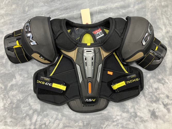 Medium Senior CCM Tacks AS-V Shoulder Pads (Used)