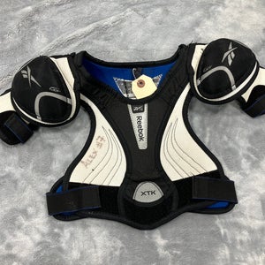 Large Youth Reebok xtk Shoulder Pads (Used)