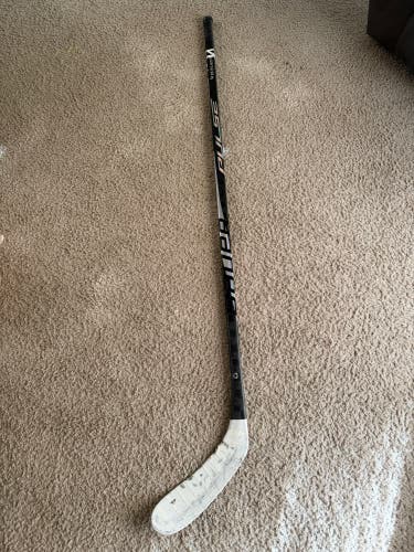 Senior Bauer Pulse Right P28+1/4 82 Flex Pro Stock (Used)