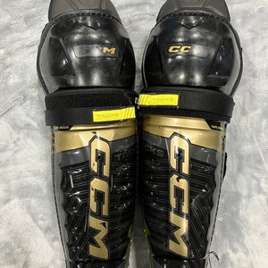 Senior CCM Tacks AS-V Pro Shin Pads 15" (Used)