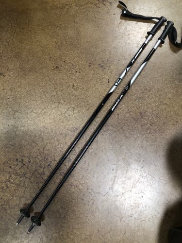 50in (125cm) Swix TechLite Ski Poles (Used)