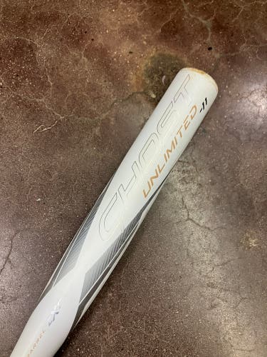 2023 Easton Ghost Unlimited Composite Bat (-11) Composite 19 oz 30" (Used)