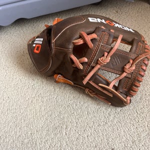 2023 Nokona Hunting Season RH Outfield Baseball Glove 12" (Used)