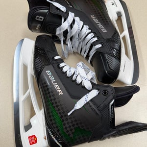 Green Bauer Shadow Skates Pro Stock 11 (New)