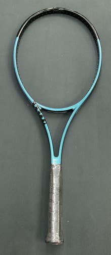 Wilson Ultra V4 Pro 16x19 Grip Size 2