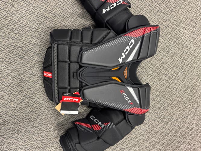 Senior Small CCM EFLEX 7 Goalie Chest Protector (New)
