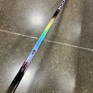 Senior CCM JetSpeed FT8 Pro Hockey Stick Right Handed P92 70 Flex Used)