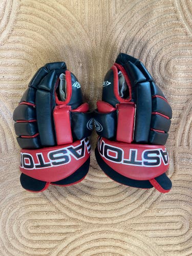 Easton Ultra Lite Gloves 12" (Used)