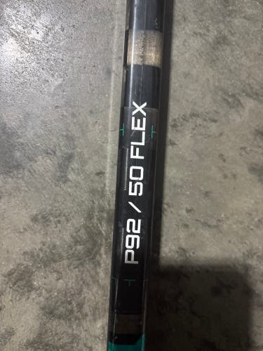 Junior Bauer Twitch Right Handed Hockey Stick P92 50 Flex (Used)