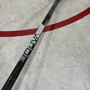 Intermediate Bauer Vapor 3X Hockey Stick Right Handed P92 65 Flex (Used)