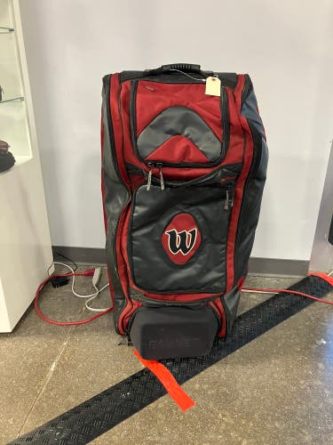 Red Bownet Bags & Batpacks Catcher's Bag (Used)