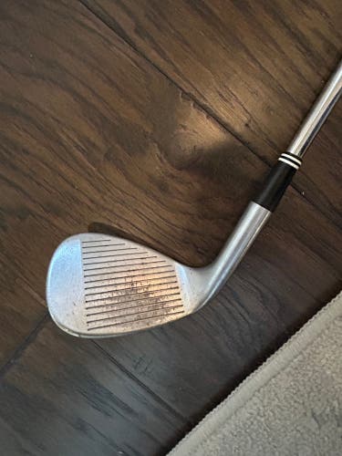 Men's Cleveland RT Right Handed Wedge Wedge Flex 56 Degree Graphite/Steel Shaft (Used)