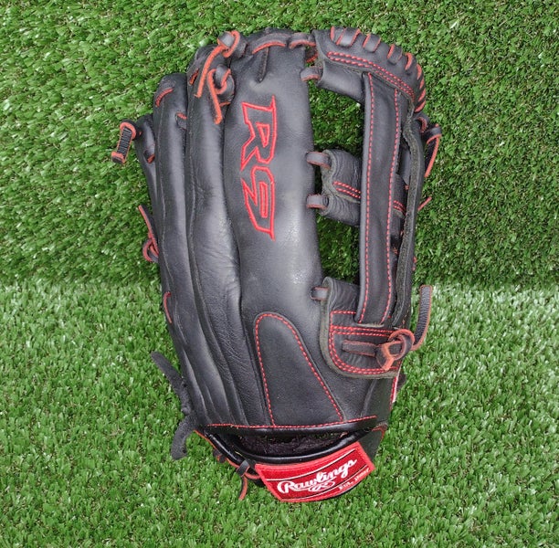 Rawlings RH Outfield R9 Baseball Glove 12" (Used)