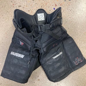 Black Junior Medium/Large Vaughn V7 Hockey Goalie Pants (Used)