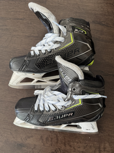 Bauer Elite Hockey Goalie Skates (Fit 1) - Size: 8 SR