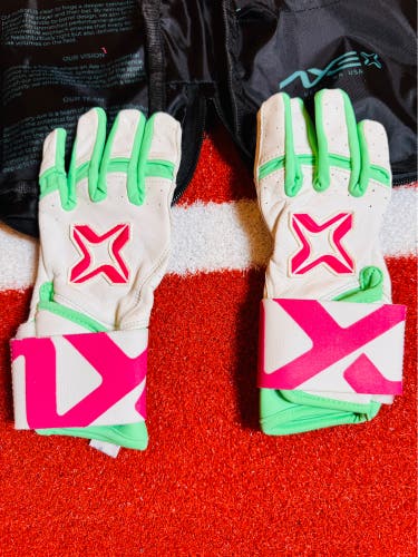 AXE Batting Gloves - White/Mint YLarge (fit like YSmall) - Long Cuff