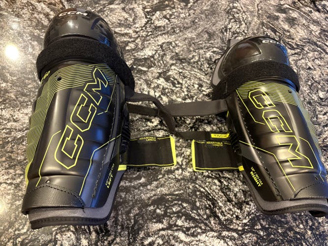 Junior CCM Tacks XF80 12" Shin Pads (Used)