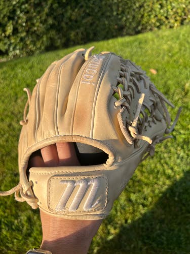 Marucci Ascension Series M Type 11.75" Glove