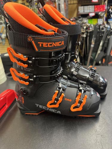Mondo 24 & 24.5 Tecnica Mach 1 Ski Boots (New)