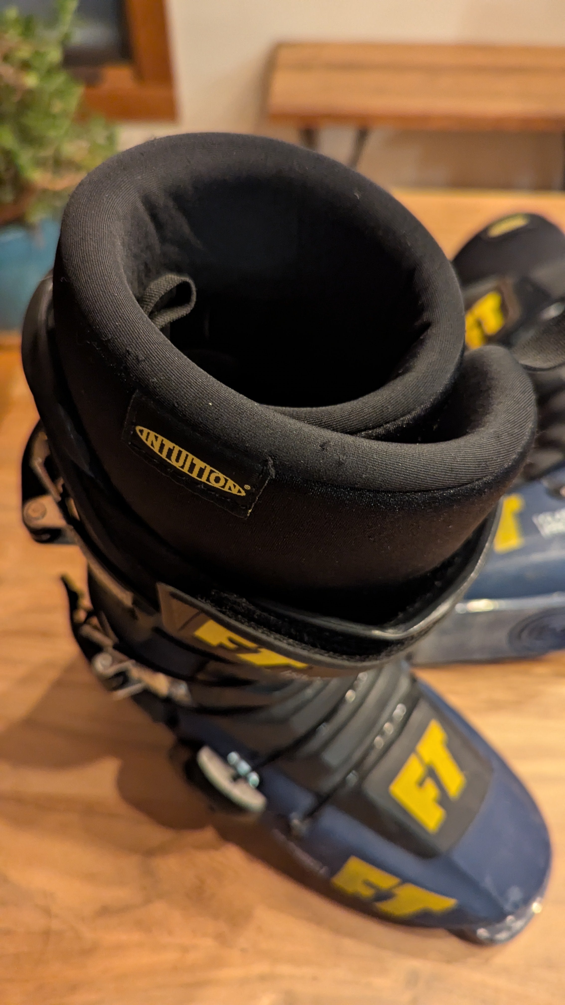 Full Tilt Classic Downhill Ski Boots | Used and Closeout
