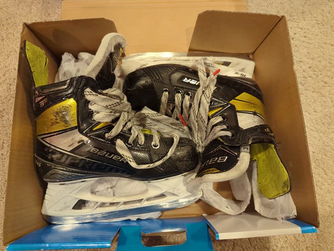2021 Bauer Supreme 3S Pro Hockey Skates Regular Width Size 3 (Used)