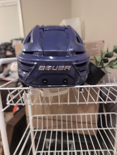 Large Bauer Re-Akt 155 Helmet (Used)