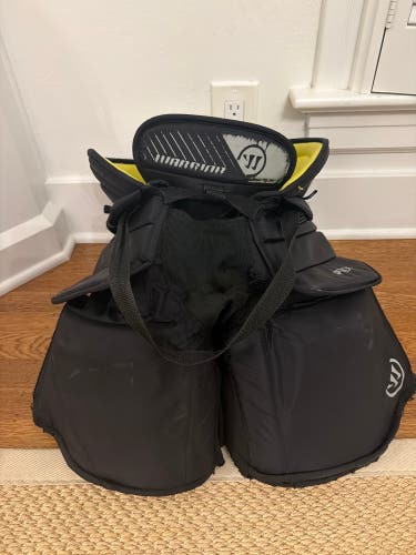 Intermediate Small Warrior Ritual X3E Hockey Goalie Pants (Used)