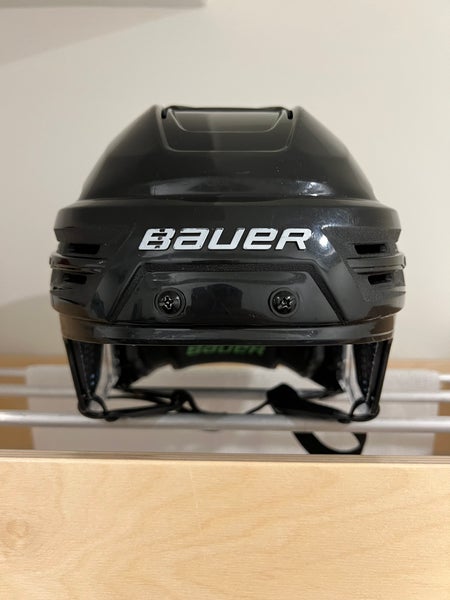 Small Bauer Re-Akt 85 Helmet (Used)