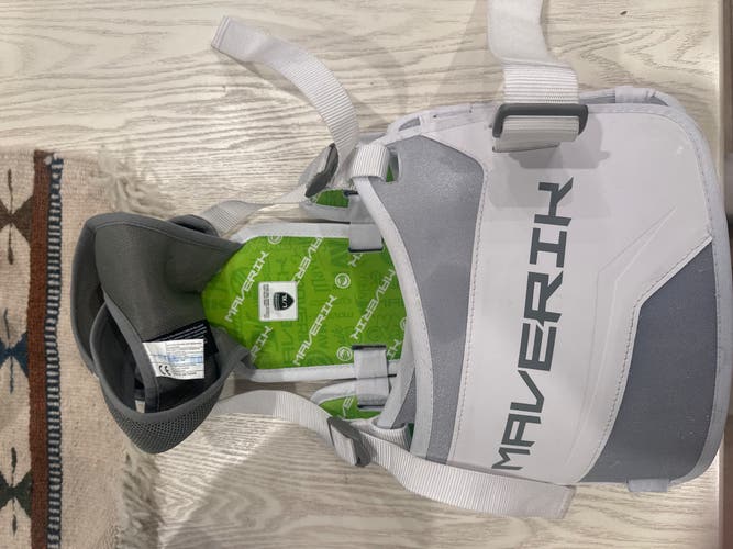 Adult Large Maverik Rib Pad (Used)